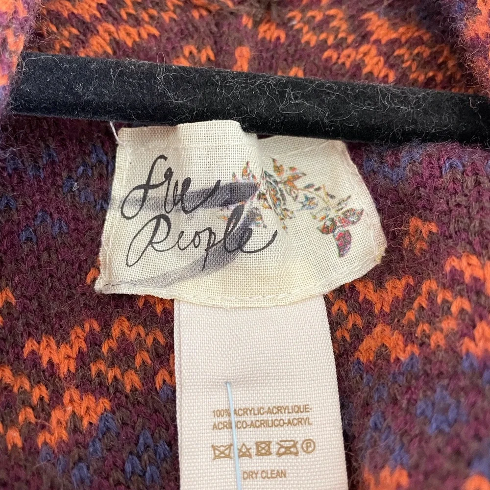 Free People Cape - Picture 4 of 7